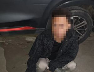 麒麟警方联合多部门整治非法小广告 严打关联违法犯罪