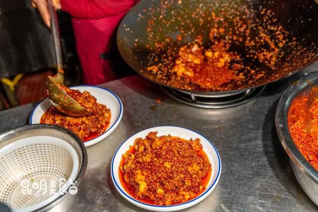 592f54d8c6ef4ae983b4b966af6dc5b6