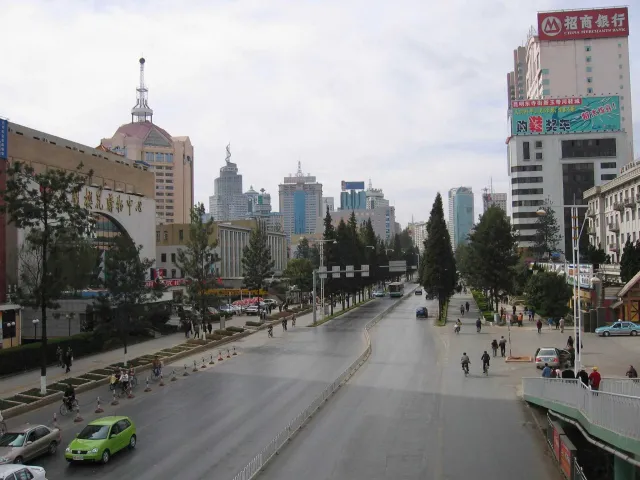 2004年的昆明，还是满满骑自行车的时代[7668987973576509285]_11.webp