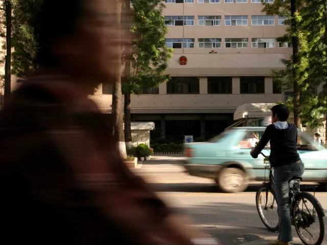 2004年的昆明，还是满满骑自行车的时代[7668987973576509285]_6.webp