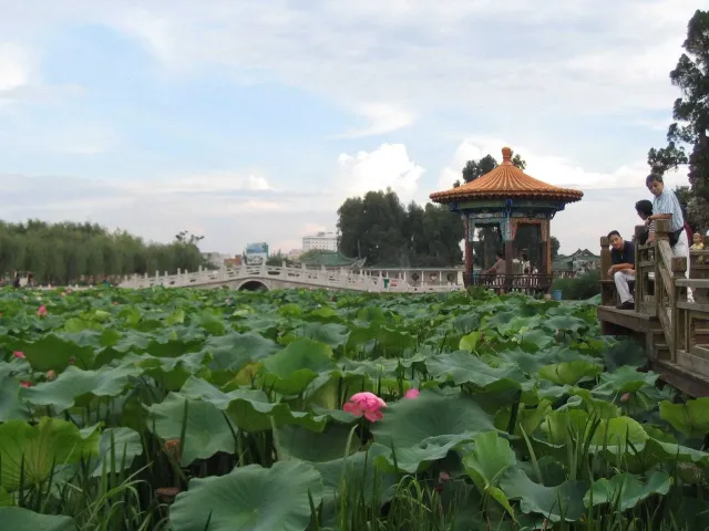 2004年的昆明，还是满满骑自行车的时代[7668987973576509285]_9.webp