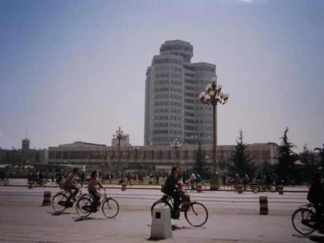 1987-1989昆明。感谢记录城市变迁[7629737077407769978]_1.webp
