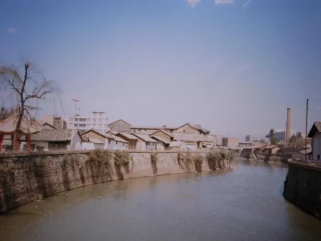 1987-1989昆明。感谢记录城市变迁[7629737077407769978]_2.webp