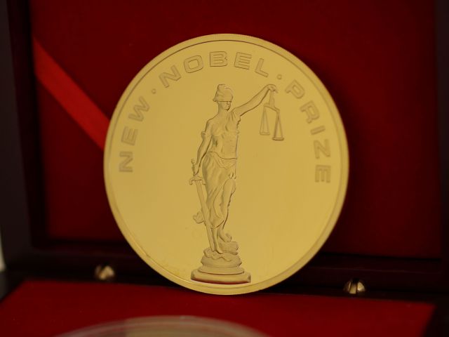 ����Hawking�����2018����ŵ�������� Nobel Prize�� (3).jpg